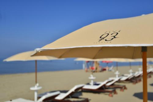 Savoy Beach Hotel - image 2