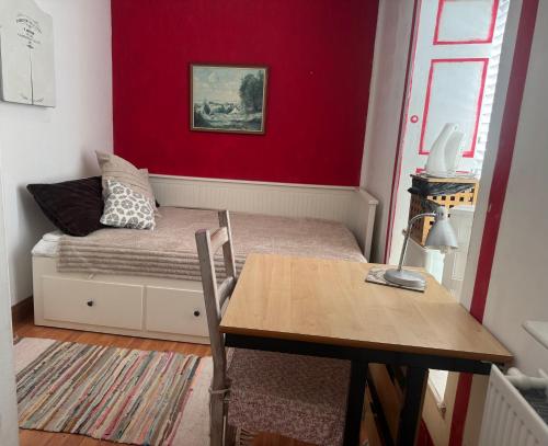 Exterior view, Cosy Cottage , Budget SingleRoom in Danderhall