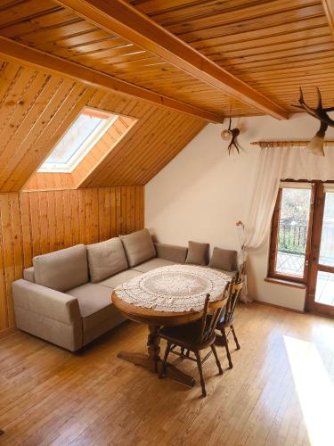 Skats, Agroturystyka - POD DWOREM in Arłamów