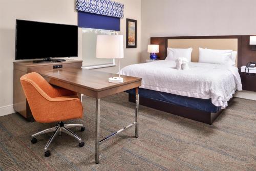Hampton Inn Benson - image 40