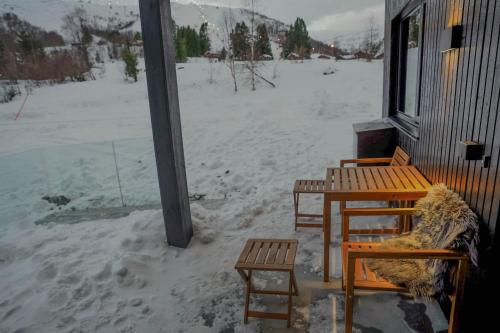 Mountain View Apartment 201 in Stranda