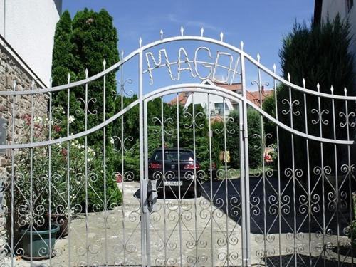 Magdi Panzió