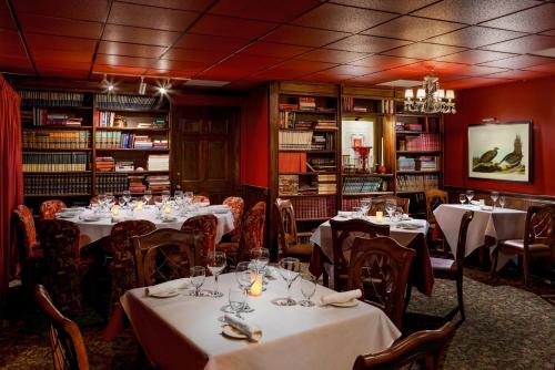 Étterem, Olde Marco Inn & Suites in Marco Island (Florida)