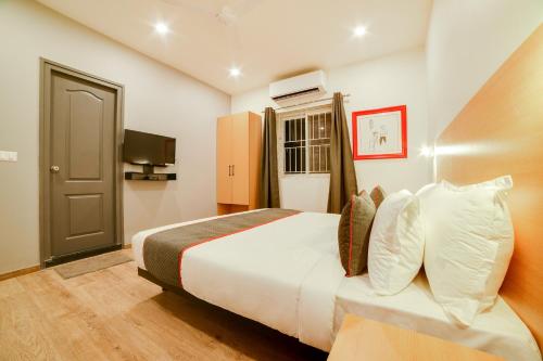 Townhouse Hosur Main Road Bommanahalli Near Gopalan Innovation Mall – khách sạn tại Khu HSR