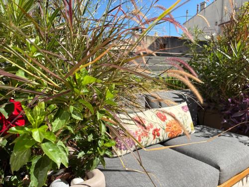 Balcony/terrace, Irin Hotel in Antibes City Center