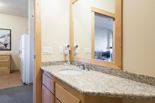 Sunstone 325 - image 11
