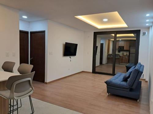 Deptos nuevos cerca de la plaza - Tupiza in Tupiza