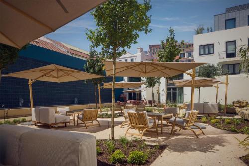 DUO Hotel Lisbon, Curio Collection by Hilton, Lisabon