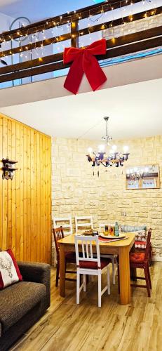 Casa vacanza Alla Cascata Weekend romantico e vacanze relax nelle Orobie in Branzi