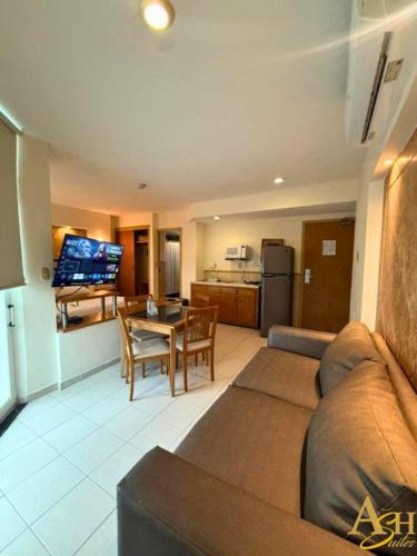 Angeles Suites & Hotel – Veracruz, CA