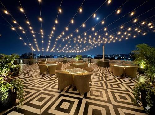 陽台/露台, Miran Hotel & Suites - Mathura Road Faridabad in 法裏達巴德