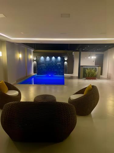 Casa completa con piscina privada en Manta, Ecuador