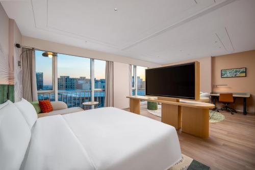 room detail thumbnail 1