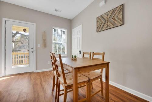 Facilities, Spacious mid-century modern 3bed house in Atlanta University Center
