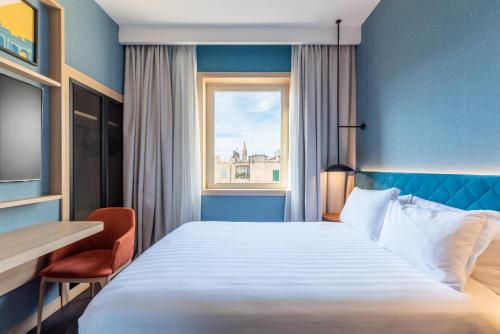 room detail thumbnail 0