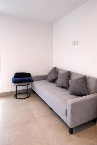 Suite de lujo cerca al aeropuerto terminal mall sol - image 4