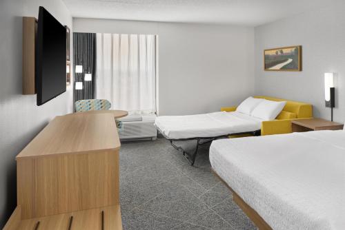 Hampton Inn Chicago-Carol Stream - image 38