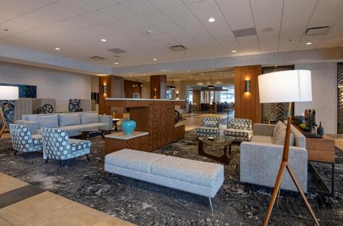 DoubleTree by Hilton Hotel & Conference Centre Regina