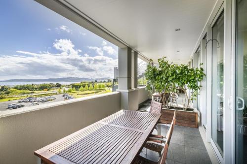 ทัศนียภาพ, ฮิลตัน เลก เทาโป (Hilton Lake Taupo) in เทาโป