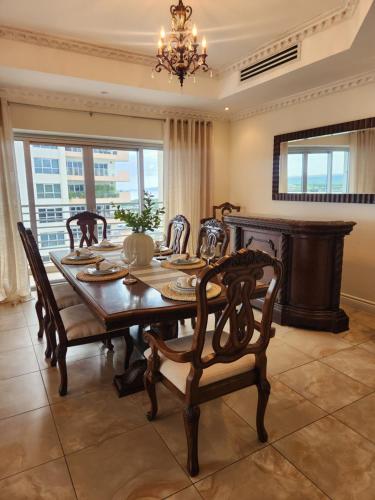 Twelve Oak's Residence in Port Of Spain