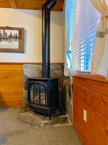 Rustic Cottages in Tahoe Vista (CA)