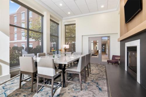 חדרי ישיבות / אולמי אירועים, Hilton Garden Inn Mystic/Groton in גרוטון(סי טי)