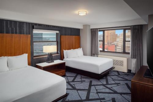 DoubleTree by Hilton Hotel & Suites Pittsburgh Downtown - image 29