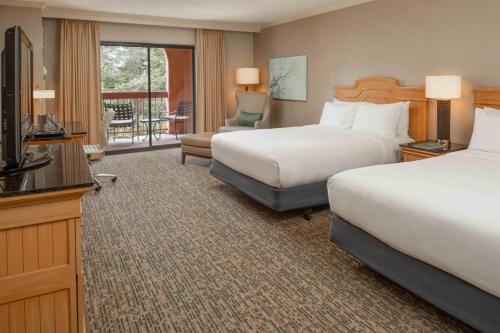 DoubleTree by Hilton Sonoma Wine Country - image 38
