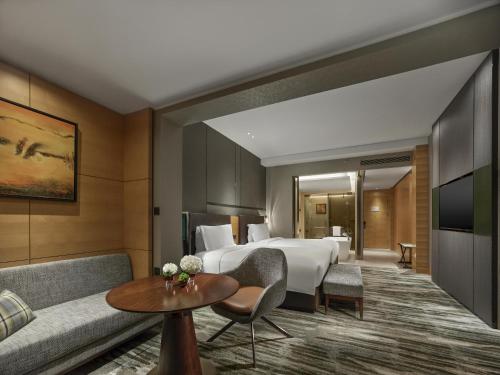 2 twin beds