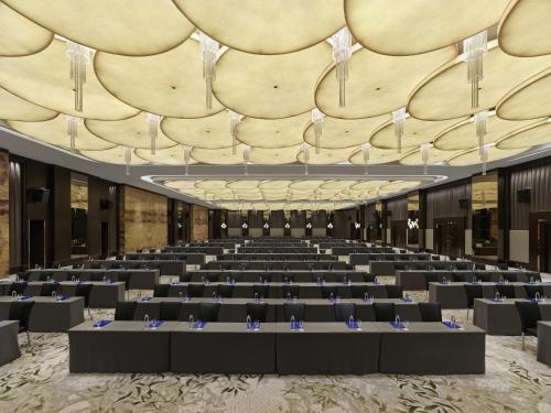 Meeting room / ballrooms, Hilton Shanghai Hongqiao in New Hongqiao Commercial Center and Changning