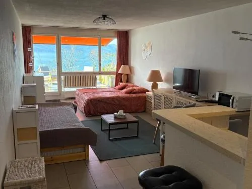 Cozy studio in Veytaux, Schweiz