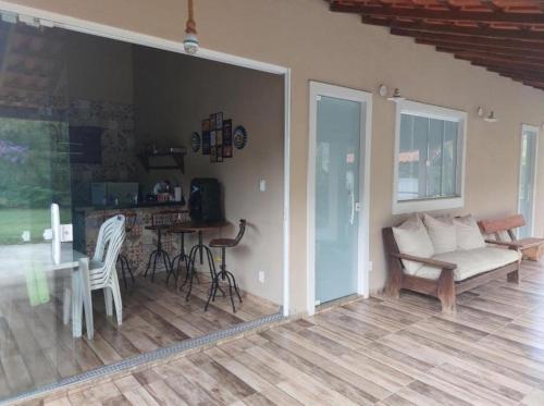 設施, Sítio da Laura (Sitio da Laura) in 帕迪杜阿爾菲雷斯