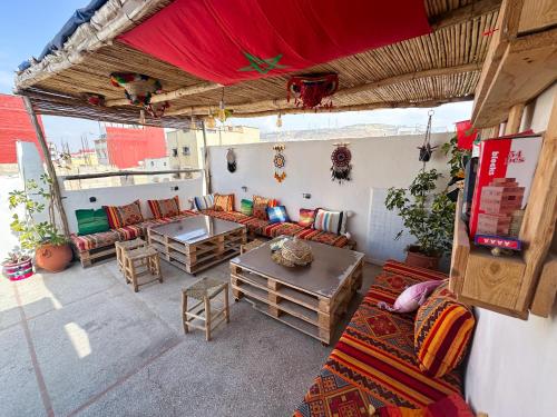 Jurassic Surf House Anza 1
