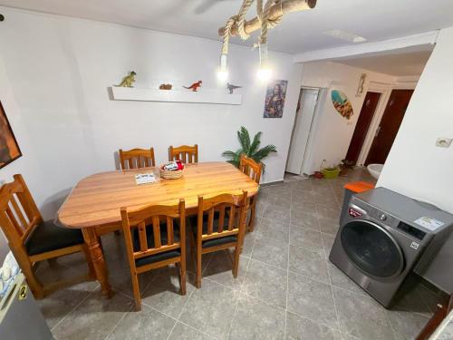 Jurassic Surf House Anza 3