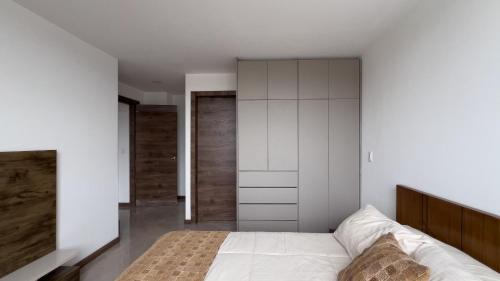 Apartamento y oficina