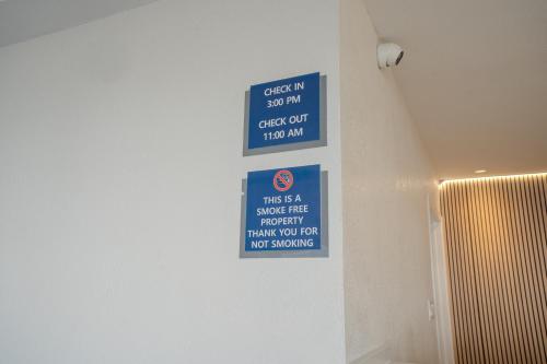 Executive Inn of Arlington - image 36