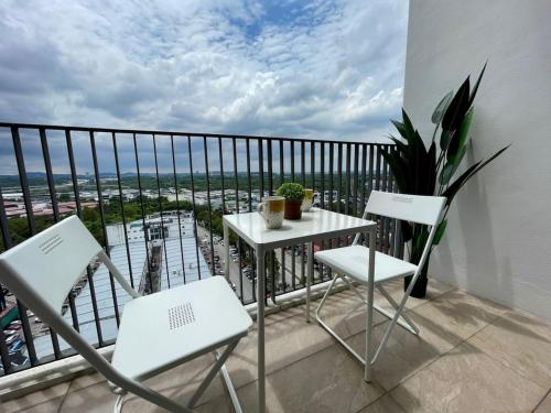 SOHO Living at Emporis Kota Damansara EMHUB Segi - image 8