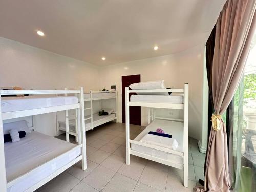 6 bunk beds