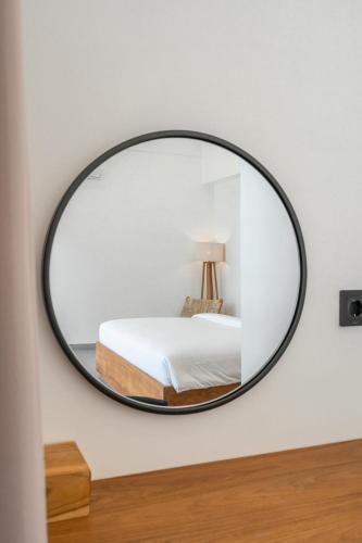 Jane's Lofts - Designer Lofts 7 Mins from Bingin Beach - image 4