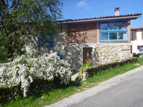 Buitenkant, Gite Sent Martin in Roquefixade