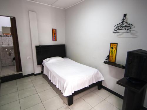 1 twin bed