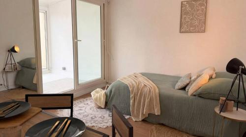 Vendégszoba, Studio cosy & lumineux avec véranda privative (Studio cosy & lumineux avec veranda privative) in Libourne