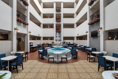 Hampton Inn & Suites By Hilton - Rockville Centre in Rockville Centre, USA