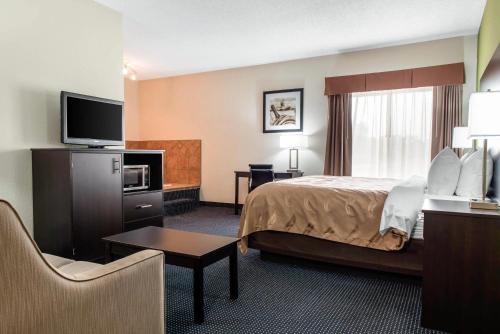Quality Inn & Suites Anderson I-69 - image 38