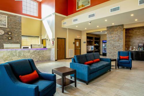 Comfort Suites Fishkill near Interstate 84 in Fishkill, USA