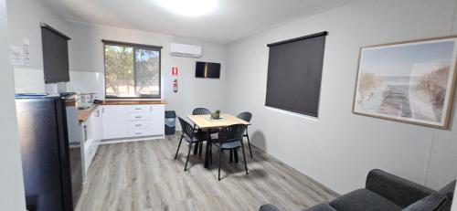 Drummond Cove Holiday Park Home in Geraldton