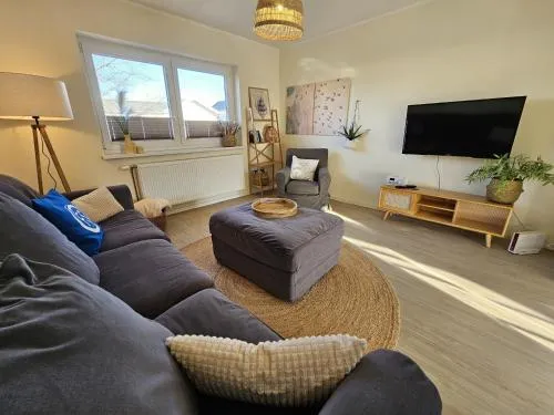 Küstenglück 2 Stylisches Apartment mit Meerblick - 200m zum Strand & Bäcker in Dahme, Deutschland