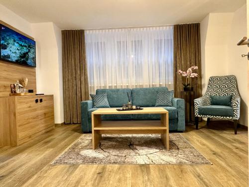 2 bedrooms, 3 beds