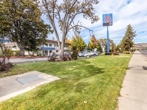 Motel 6-Yreka, CA