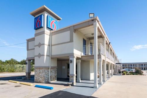 ทัศนียภาพภายนอกโรงแรม, Motel 6 Wichita Falls, TX - North in วิชิตอฟอลส์ (TX)